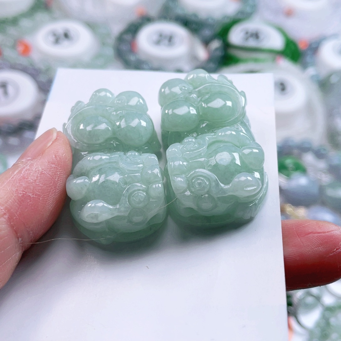 翡翠未镶嵌项链天然翡翠吊坠