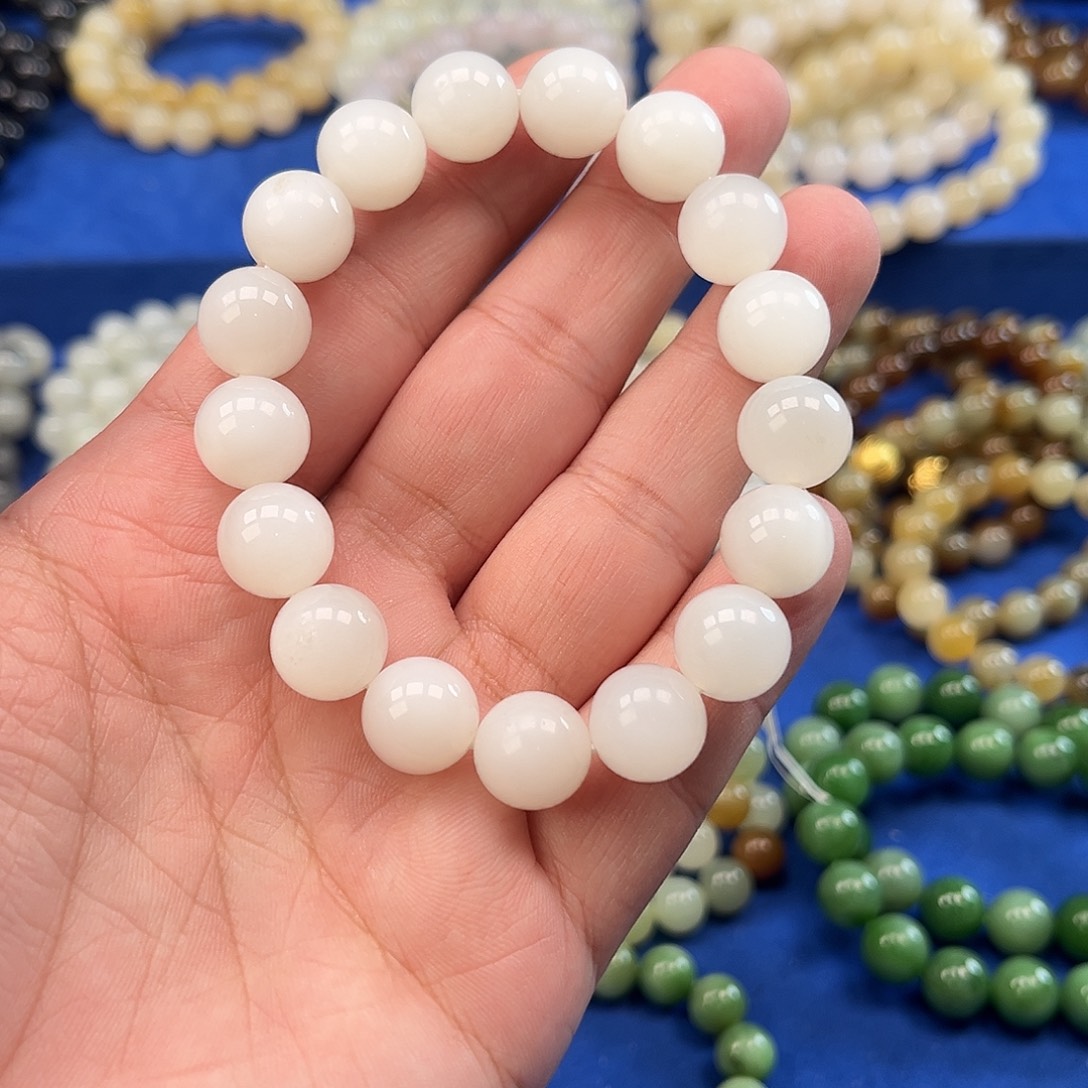 和田玉未镶嵌手链