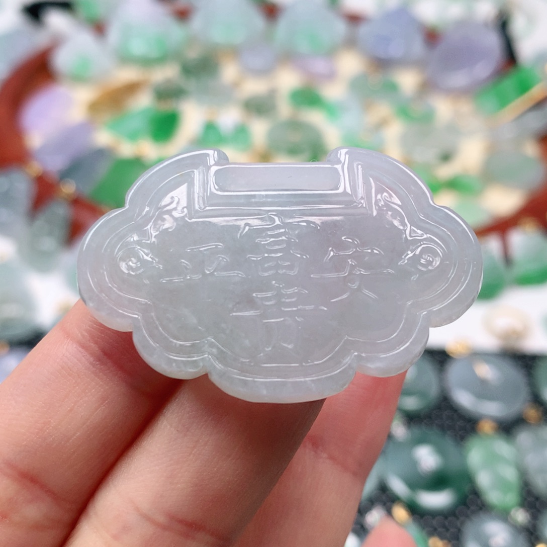 【闪购商品】翡翠吊坠(不含链)未镶嵌