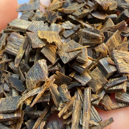 沉香摆件海南白露奇楠沉水碎料50克