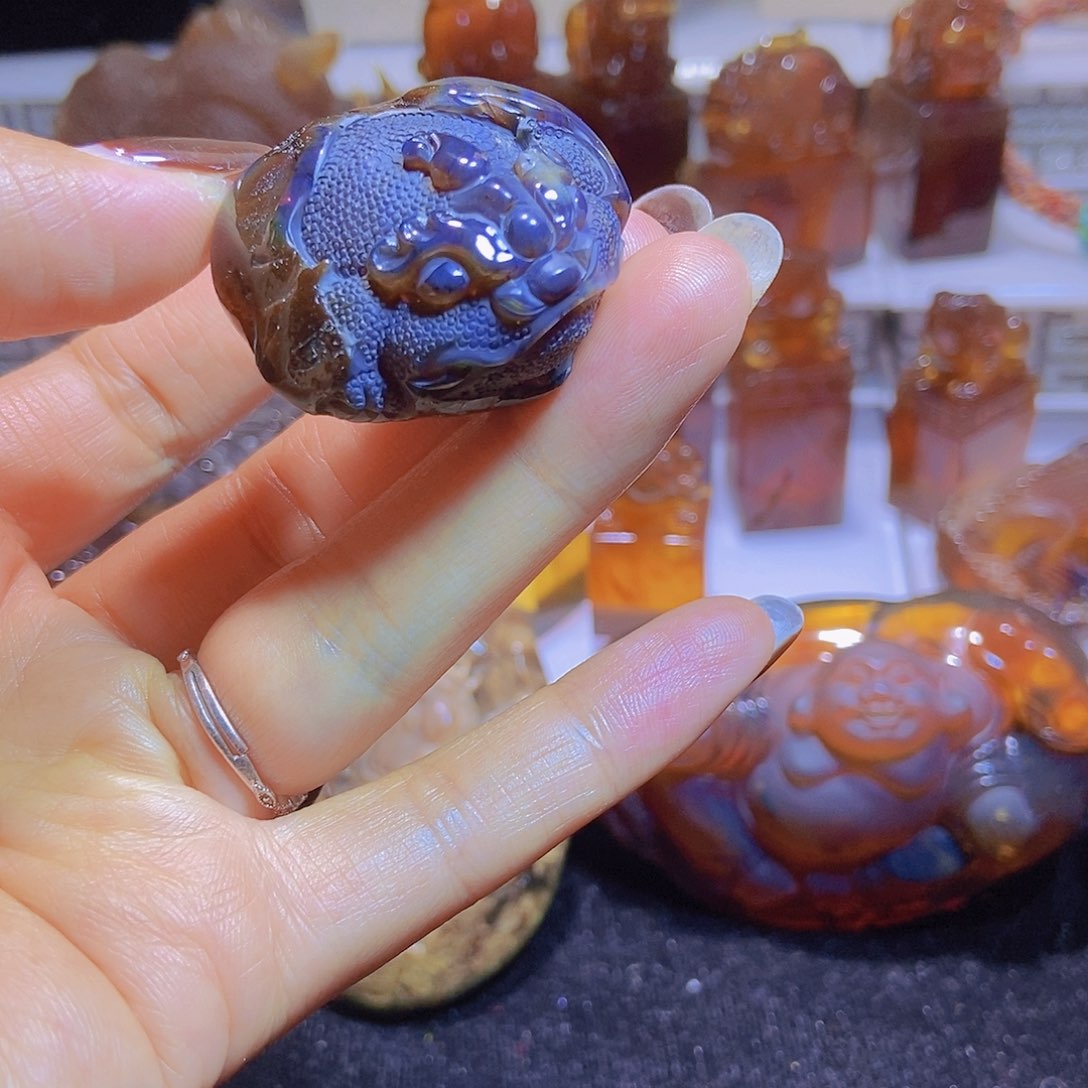 未镶嵌颈饰琥珀缅甸琥珀