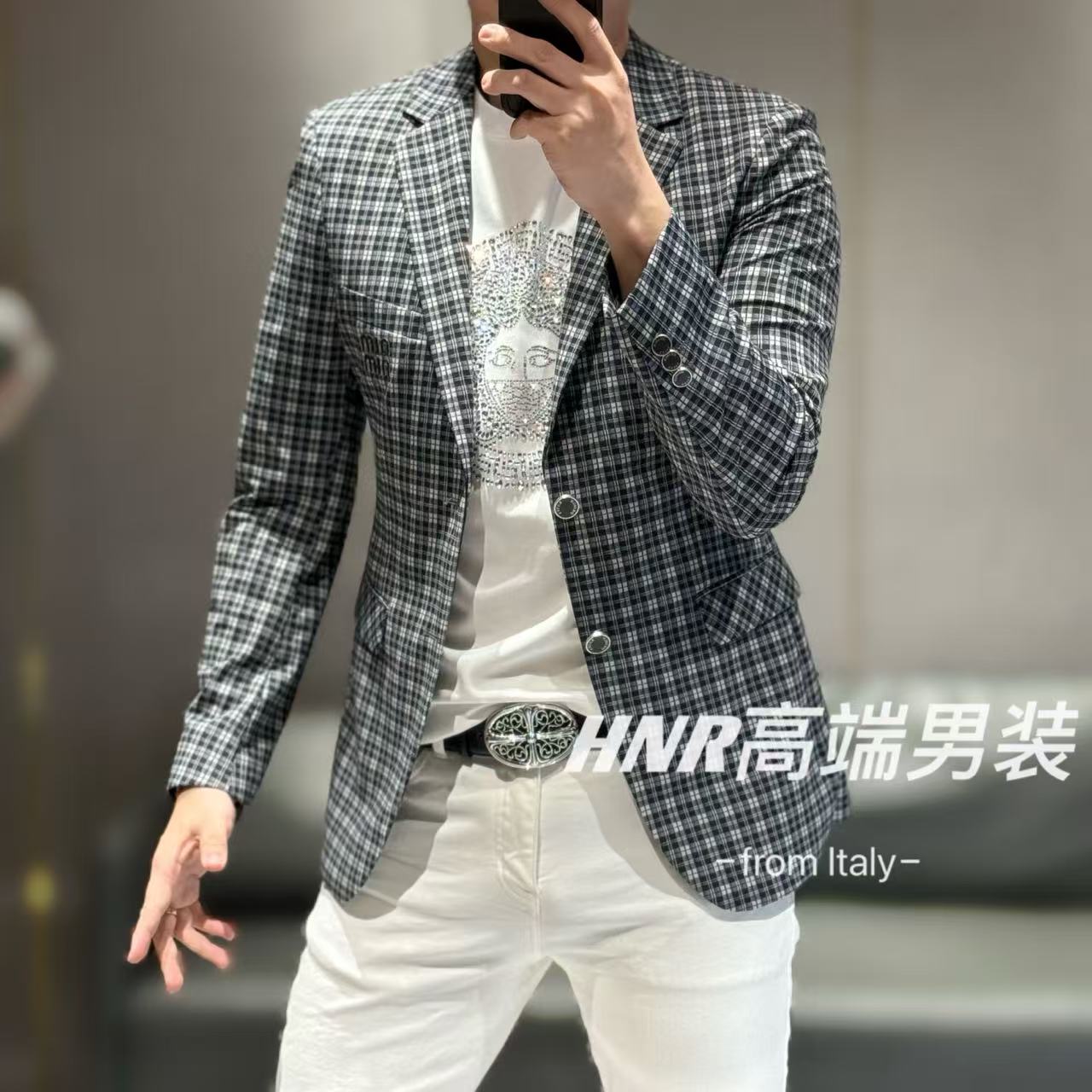 经典格纹图案胸口字母刺绣修身裁剪工艺春季小西装76171