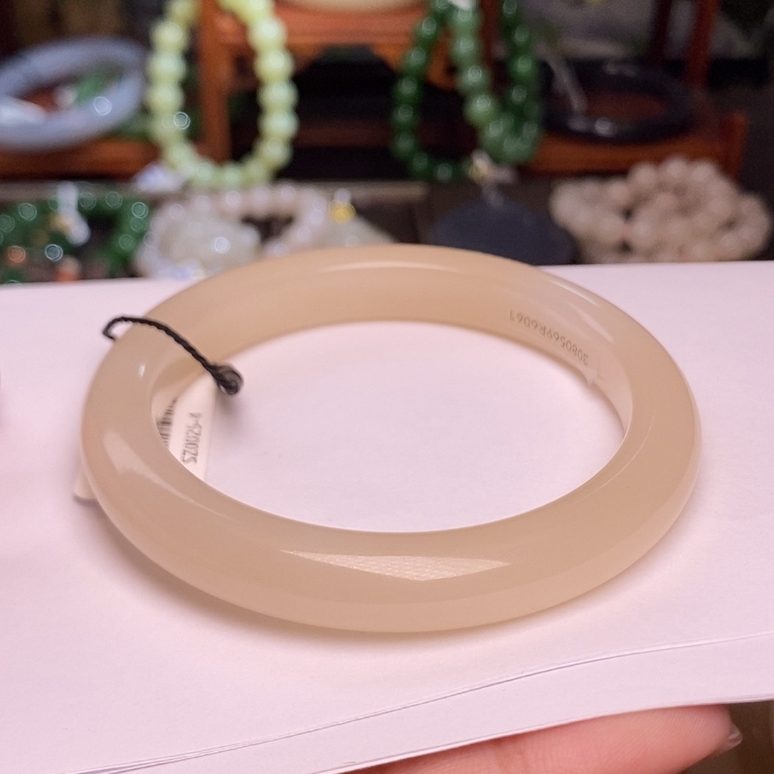 和田玉藕粉红粉收藏手镯60.5圈未镶嵌