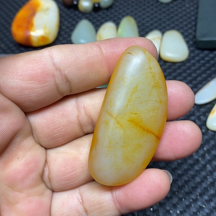 和田玉珠宝奇石未镶嵌