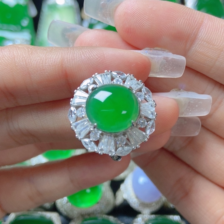 翡翠颈饰银S925镶嵌         