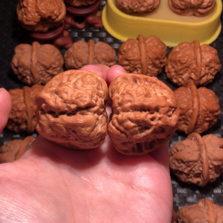 把件文玩核桃42超大腿四开
