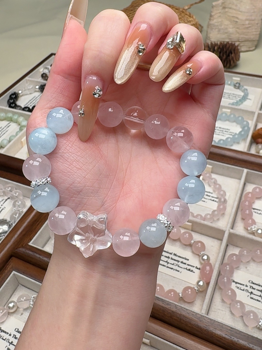 xy127 粉水晶海蓝宝白水里白水星星隔珠盒子手串