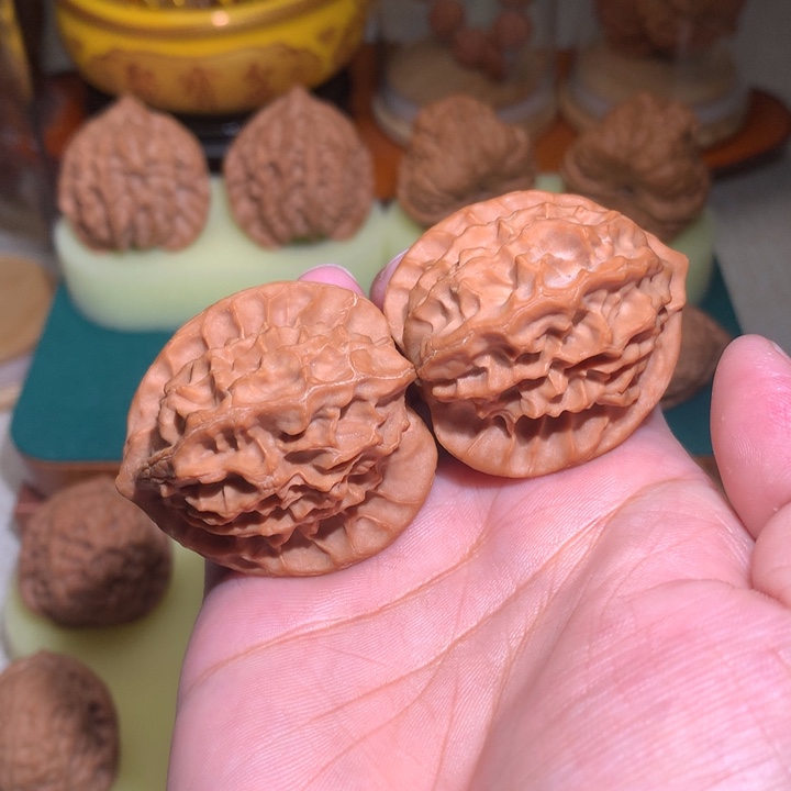 文玩核桃把件龙鳞