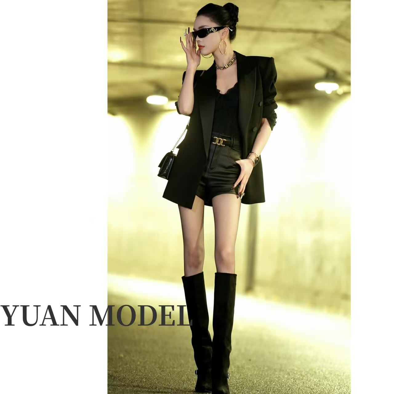YUAN MODEL/-媛老板-可卸内胆六粒扣气质西装羽绒服外套 111446