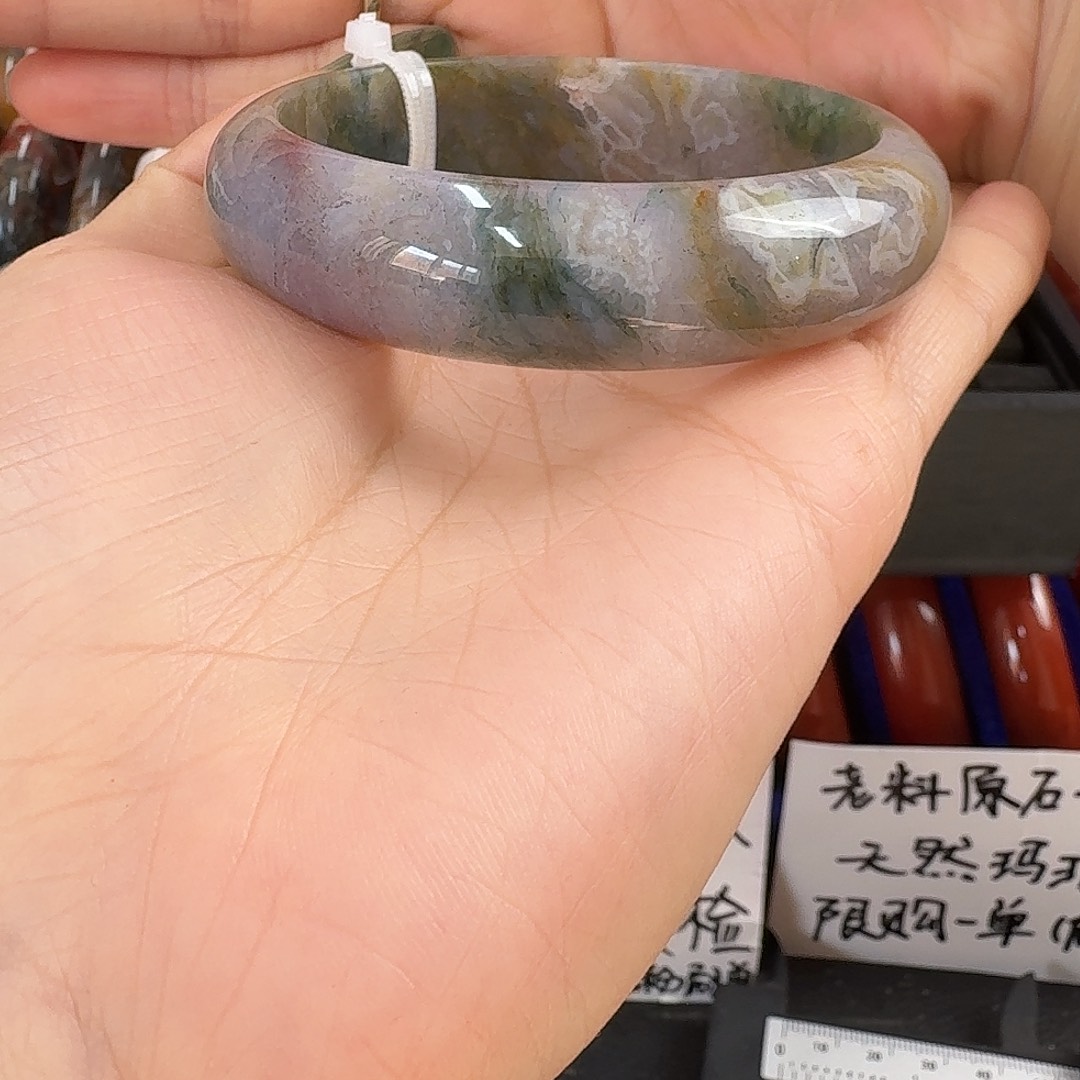 玛瑙/玉髓未镶嵌手镯