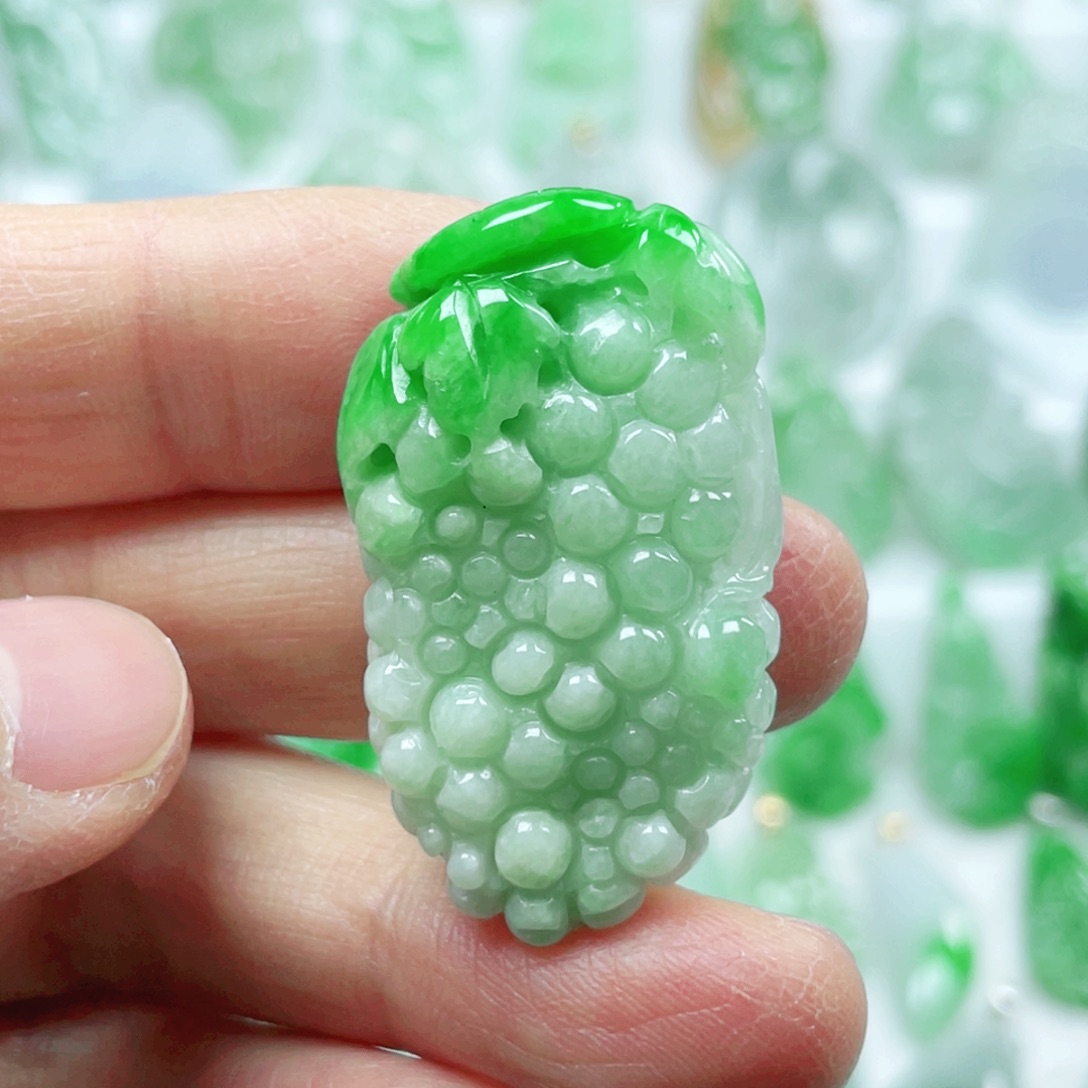 翡翠吊坠(不含链)未镶嵌