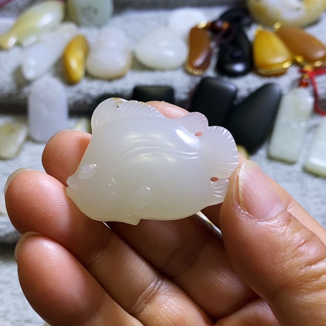 和田玉未镶嵌挂件