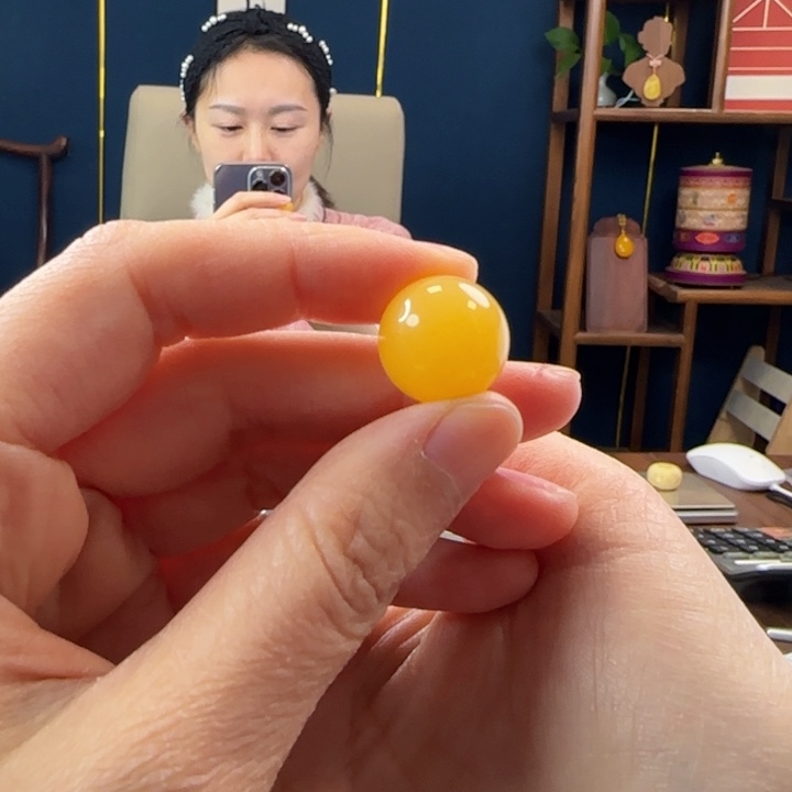 蜜蜡吊坠(不含链)未镶嵌