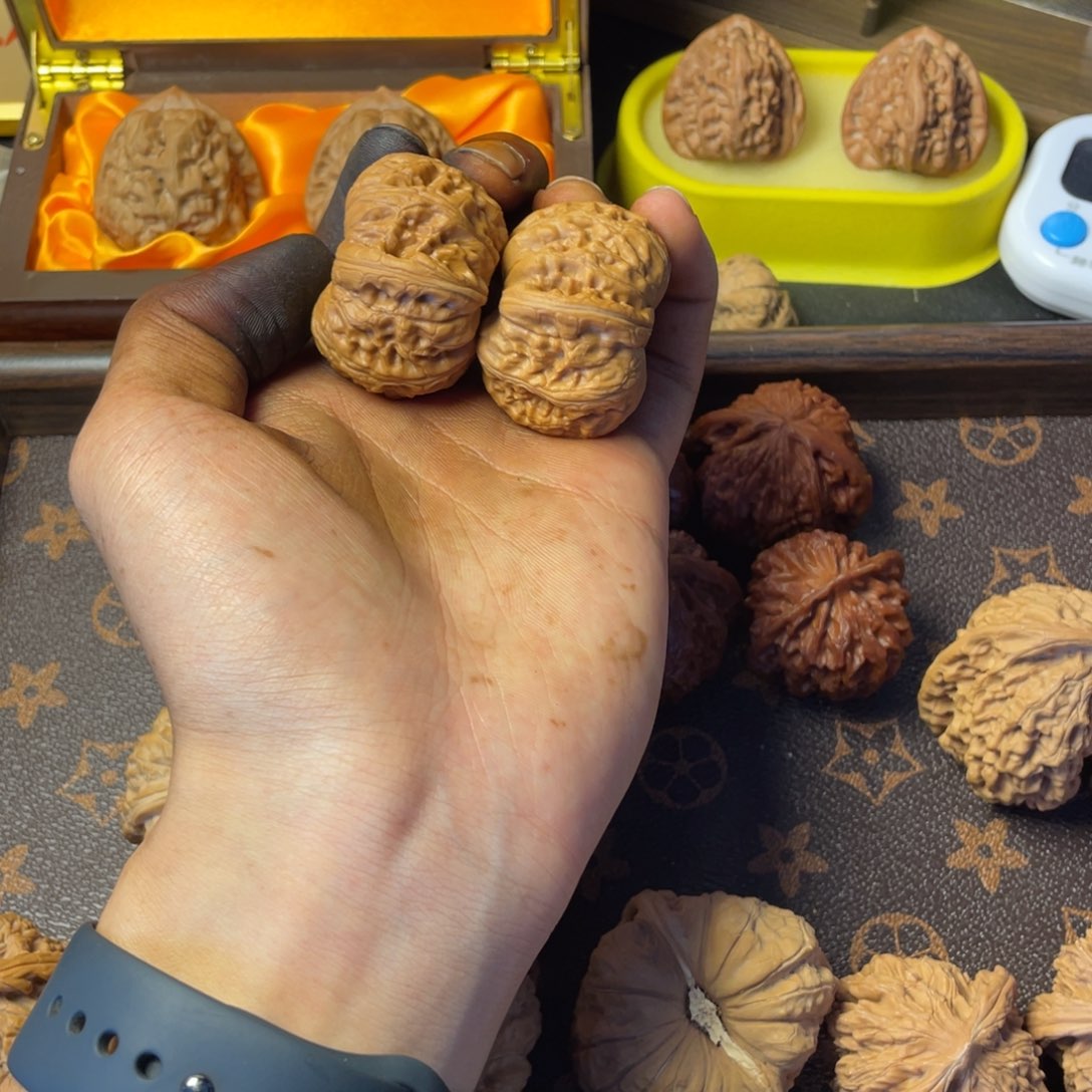 博***镜吊坠文玩核桃元宝