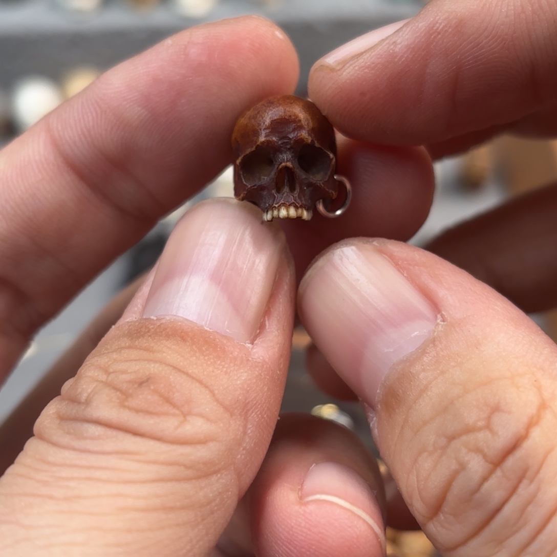 鹿骨吊坠尸陀林骷髅12mm