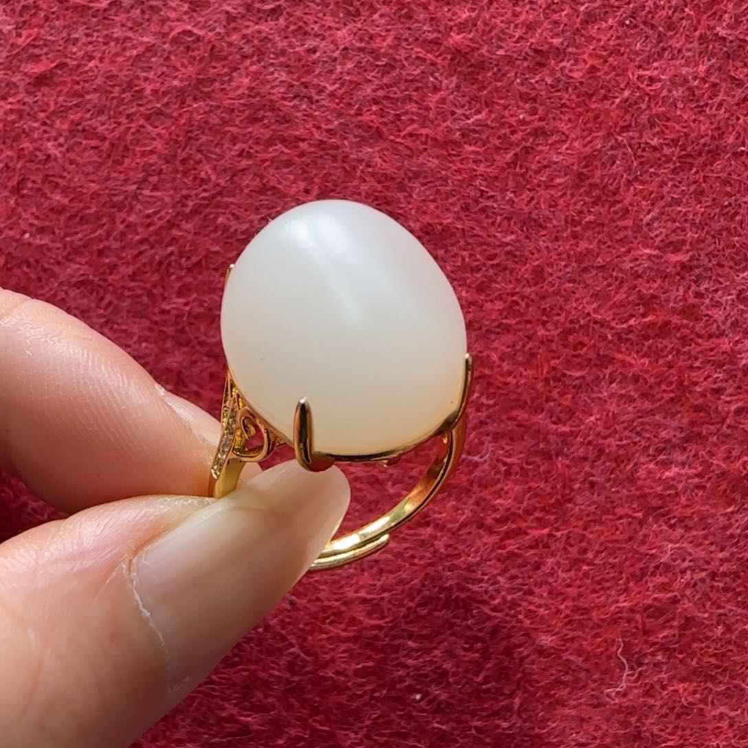 和田玉挂件未镶嵌果*