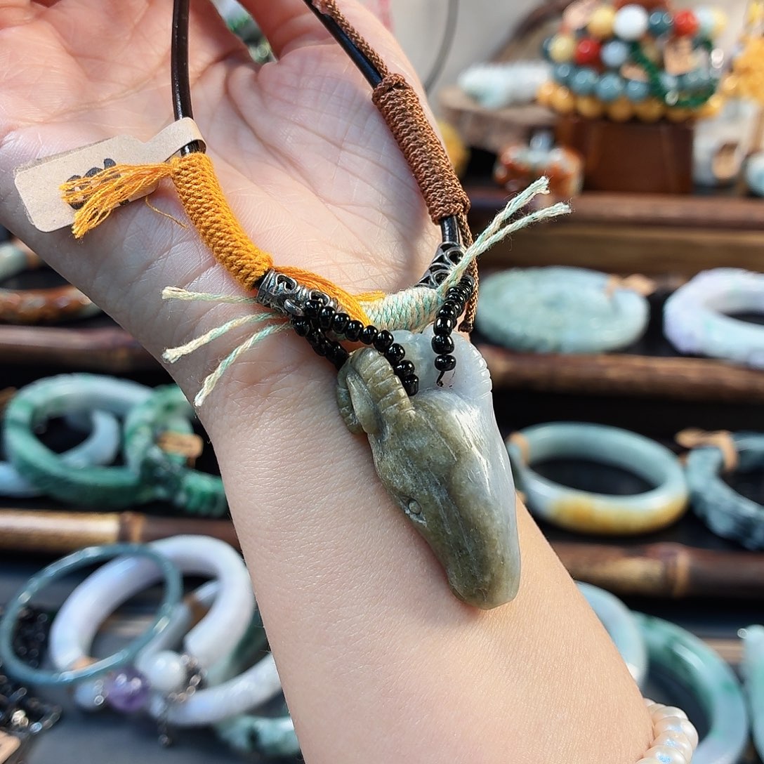 翡翠未镶嵌手链手串