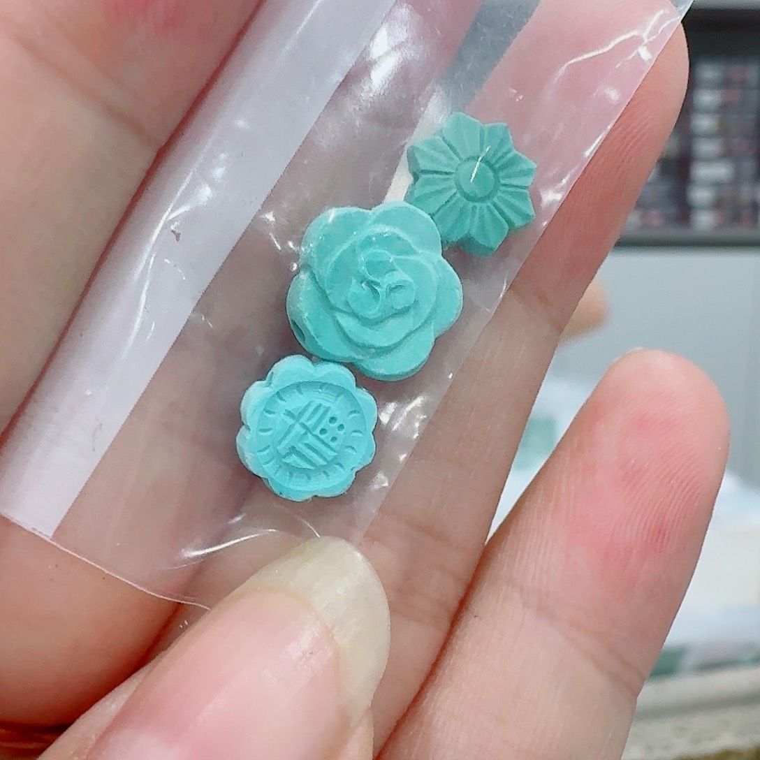未镶嵌绿松石珠宝奇石