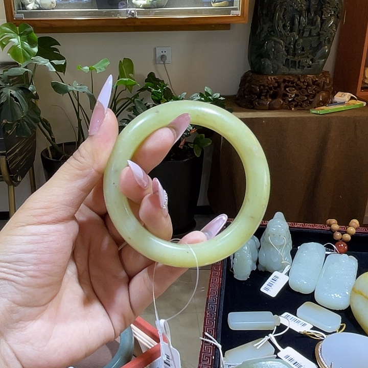 和田玉（黄玉）手镯未镶嵌