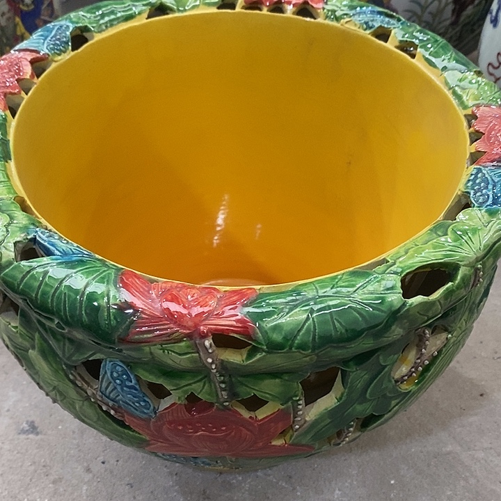 瓷片我也好可爱的啊哈啊哈哈