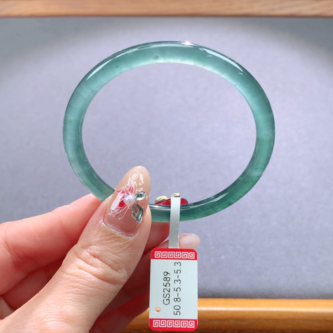 翡翠手镯未镶嵌天然翡翠手镯叮当镯