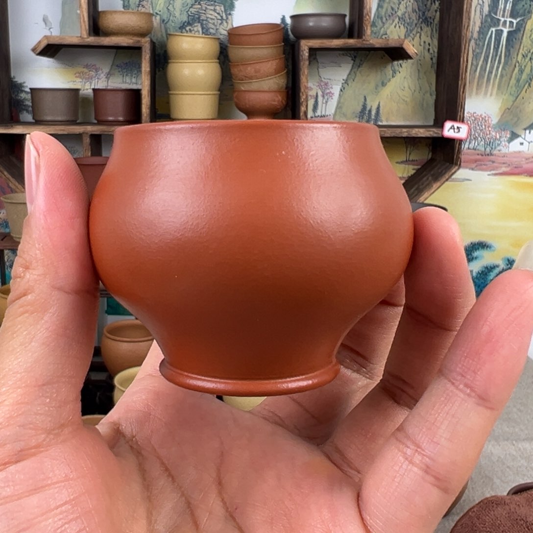 紫砂茶杯拙器甄选，纯原本矿。