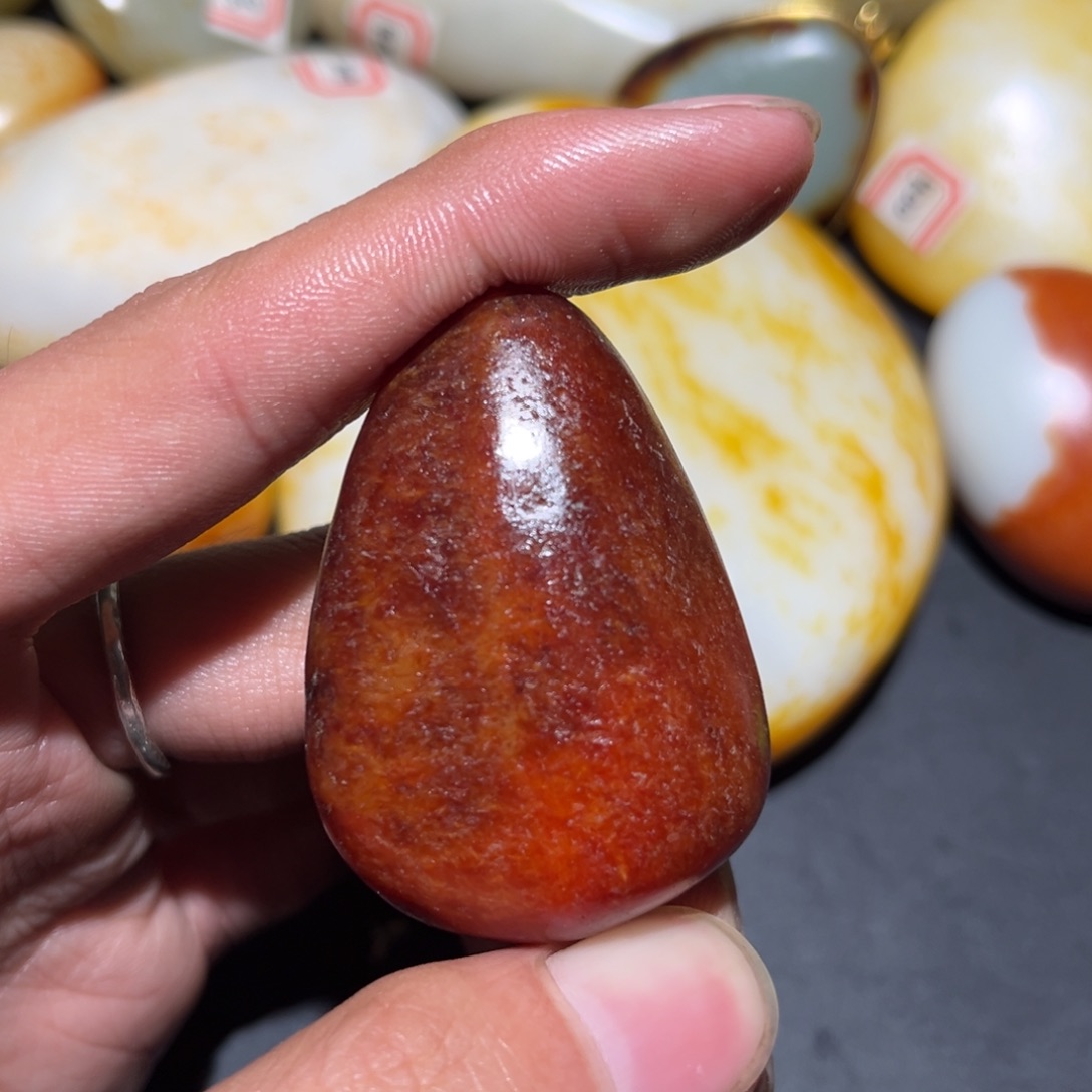 和田玉未镶嵌珠宝奇石