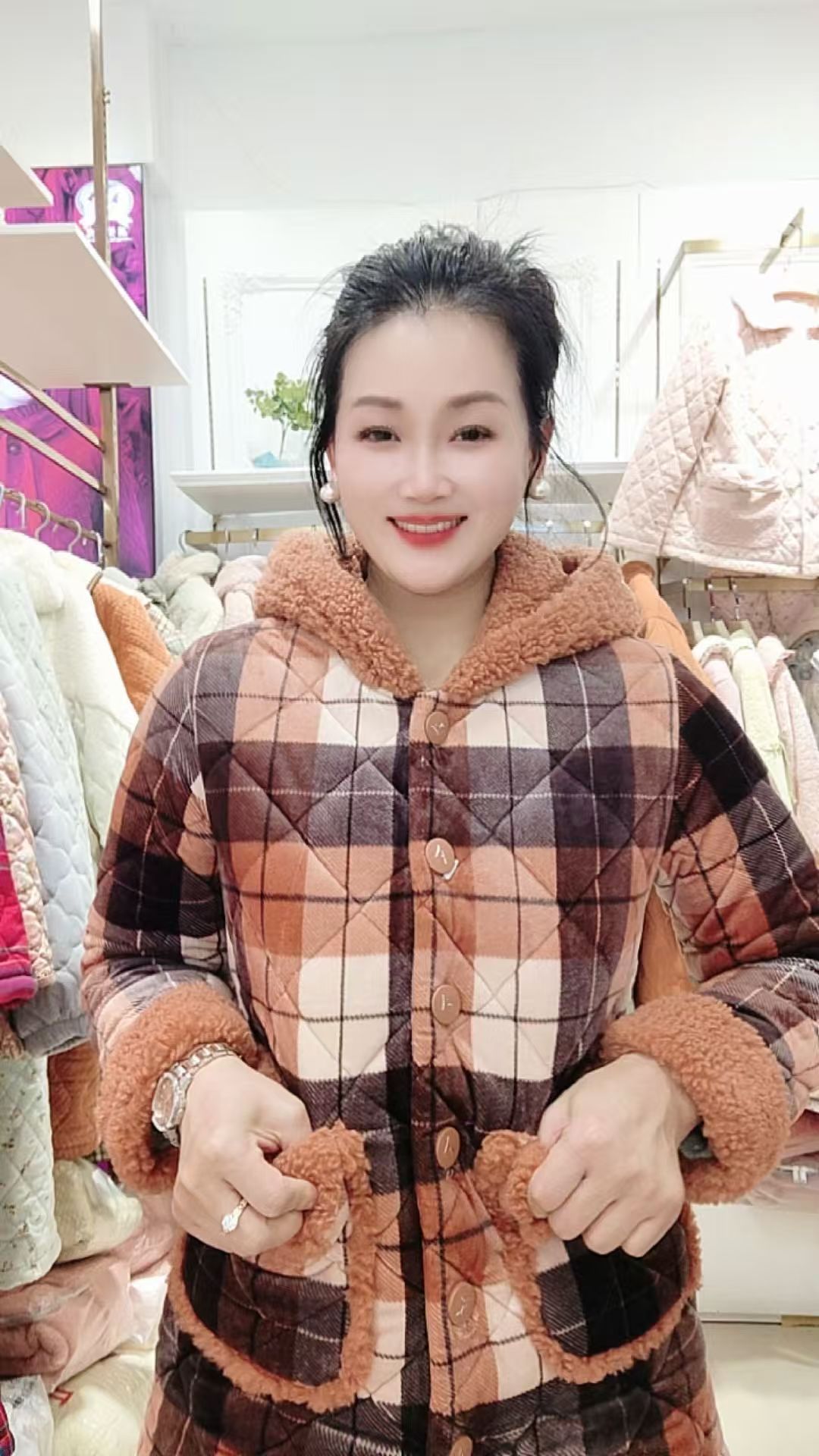 88250982秋冬加绒保暖夹棉睡衣女款舒适家居服