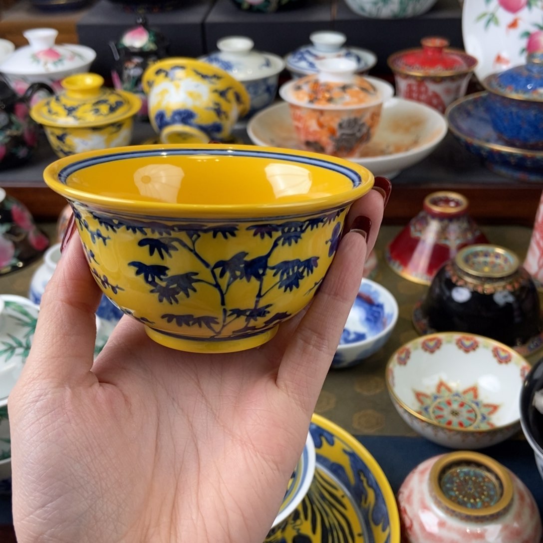 陶瓷艺术家的创作人员在这方面