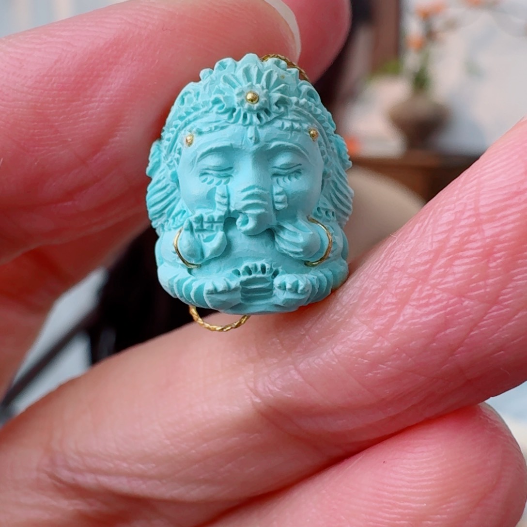 未镶嵌绿松石珠宝奇石