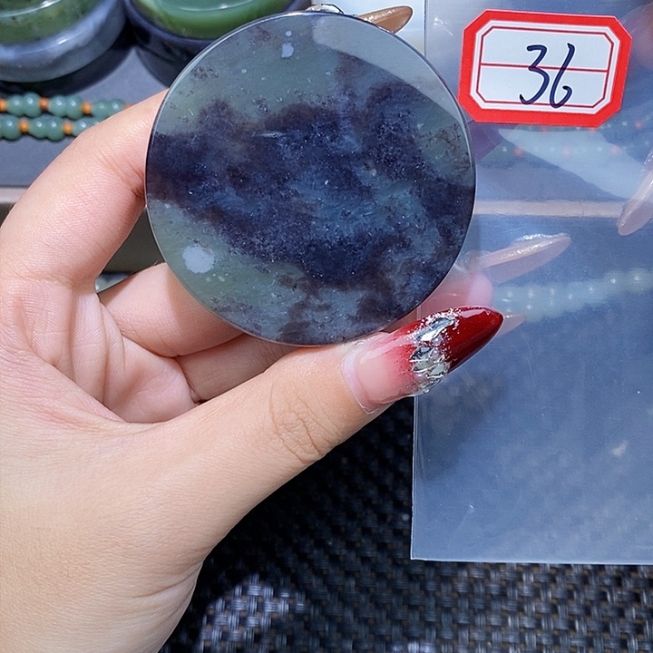 和田玉和田玉边角料随机发未镶嵌