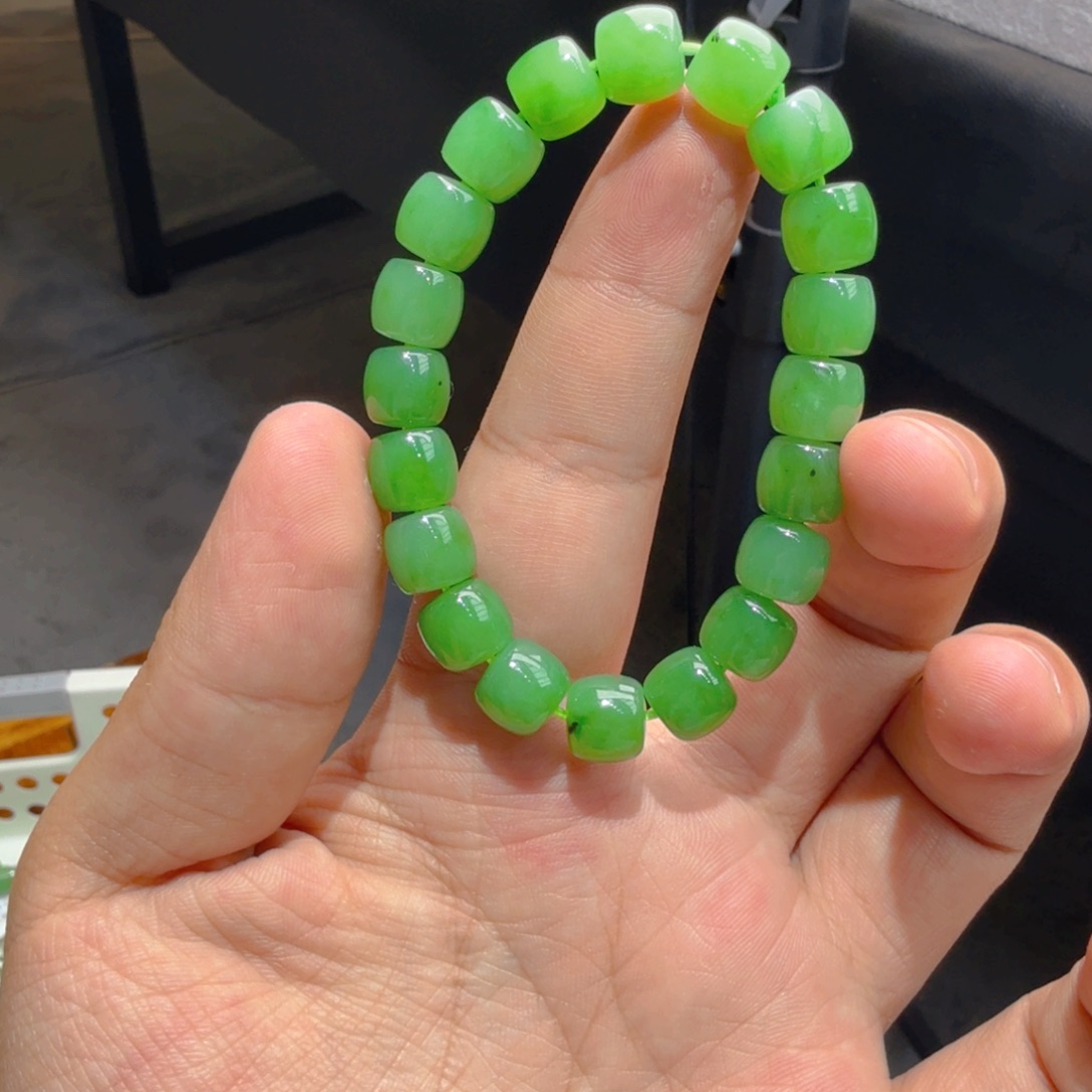 手链未镶嵌和田玉（碧玉）