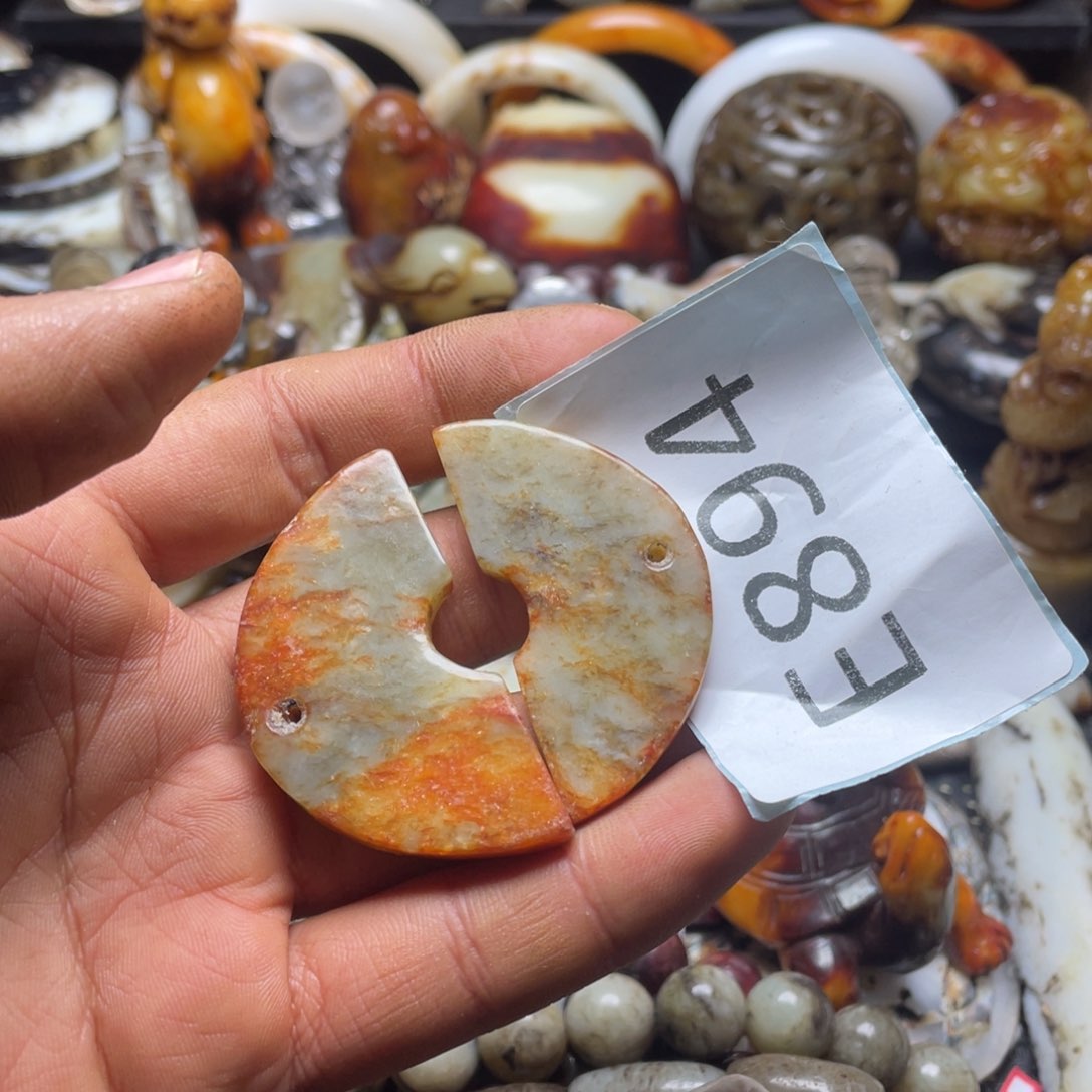 和田玉（糖玉）挂件未镶嵌