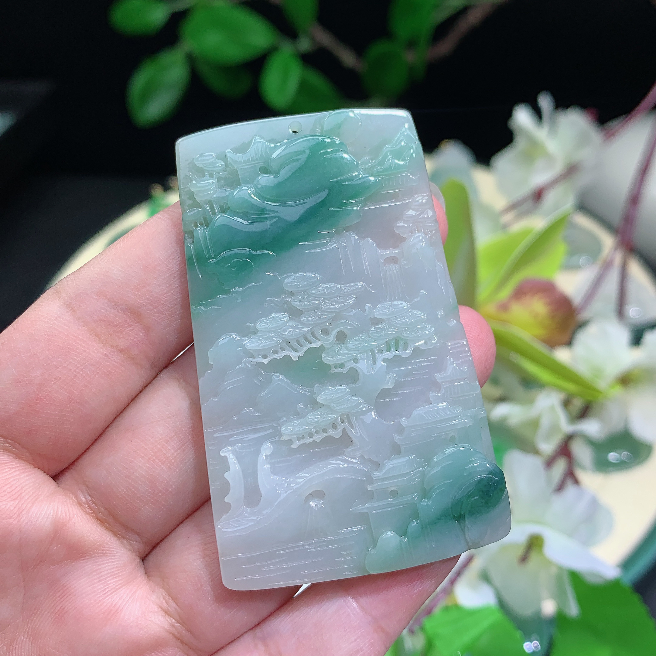 37.66g 水润 飘花 精雕 山水牌 挂件 缅甸翡翠A货 65.8×41.2×5.6