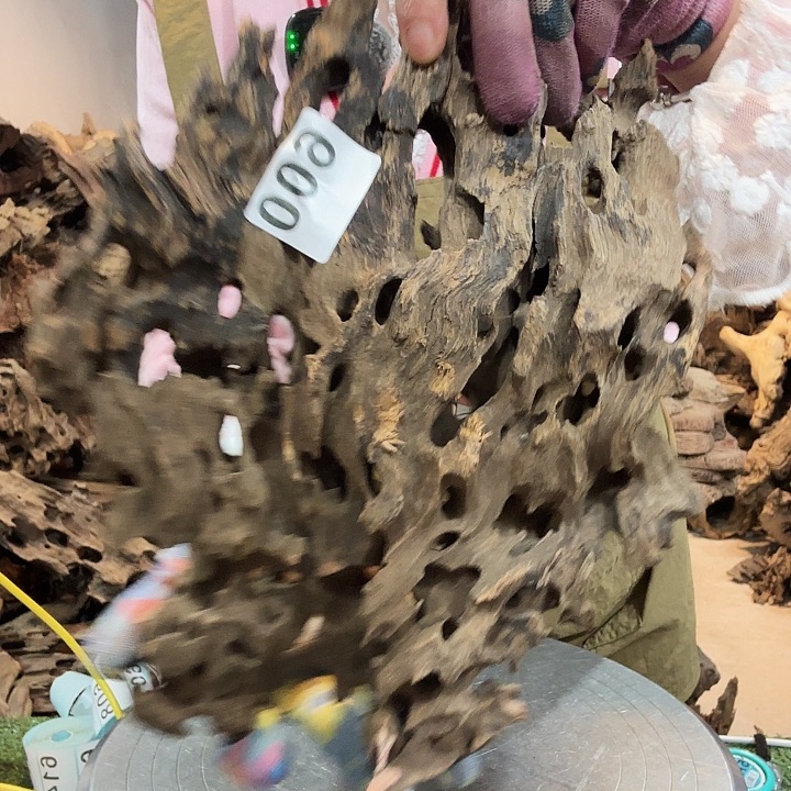 一***雕紫砂的味道很好闻