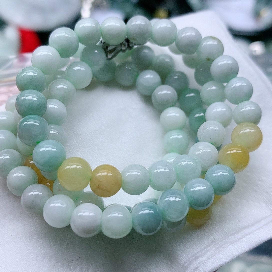 翡翠颈饰未镶嵌手串