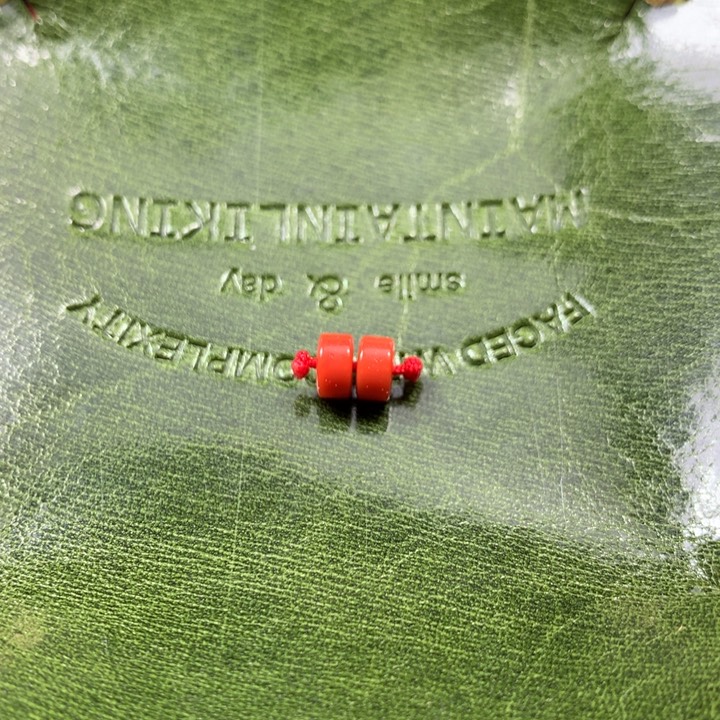 南红玛瑙5.7mm满色满肉隔片一对.未镶嵌