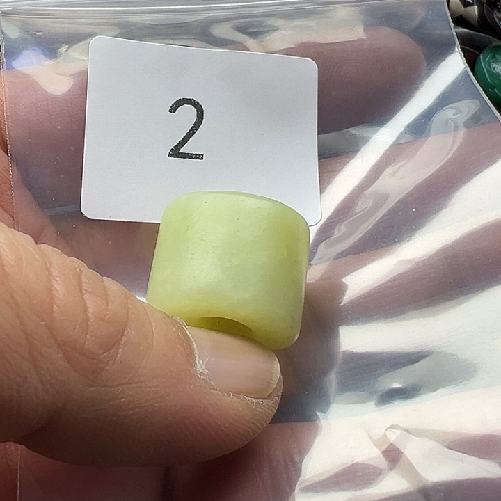 淡***然玛瑙/玉髓未镶嵌手链