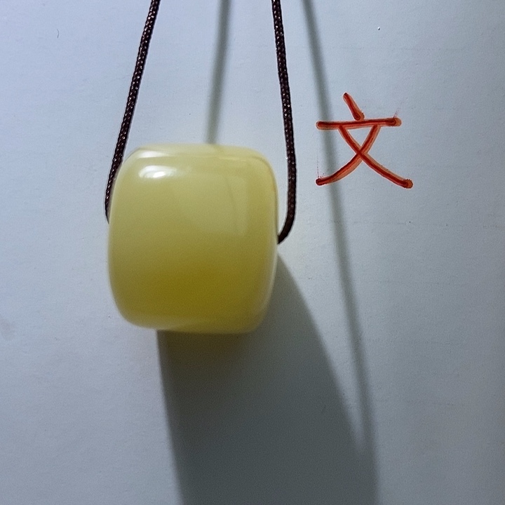 琥珀未镶嵌珠宝奇石9