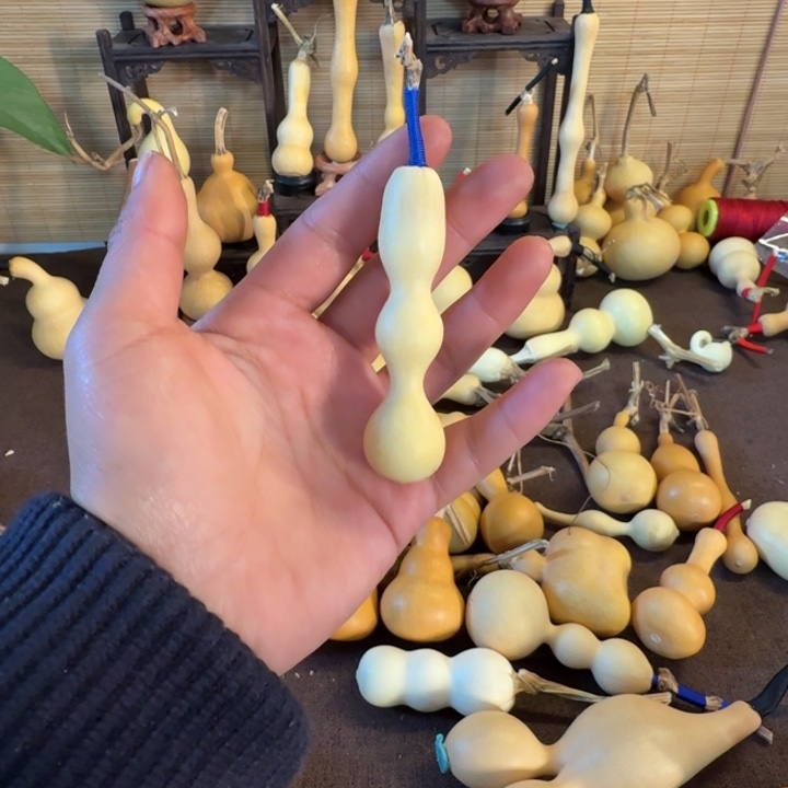 c***a带嘴长杆三肚葫芦