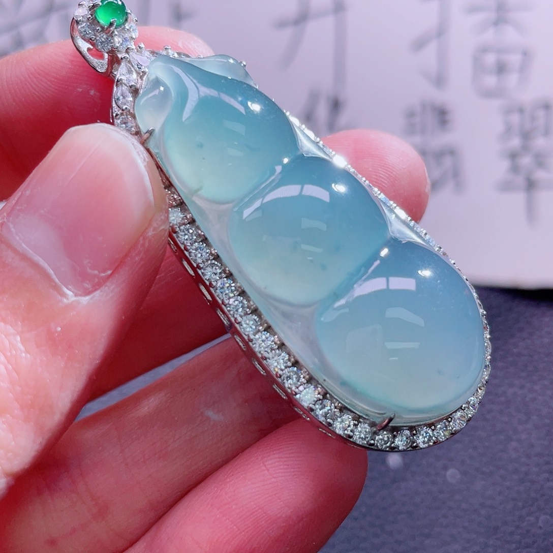 翡翠颈饰银S925镶嵌999999999