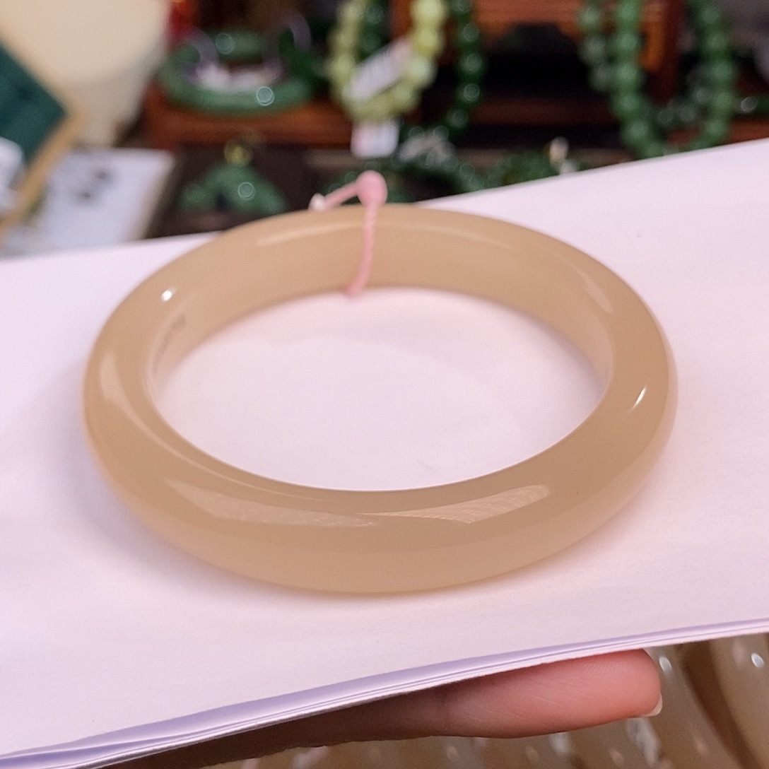 和田玉57.7 熟藕粉老矿料脂膏级浓色收藏未镶嵌