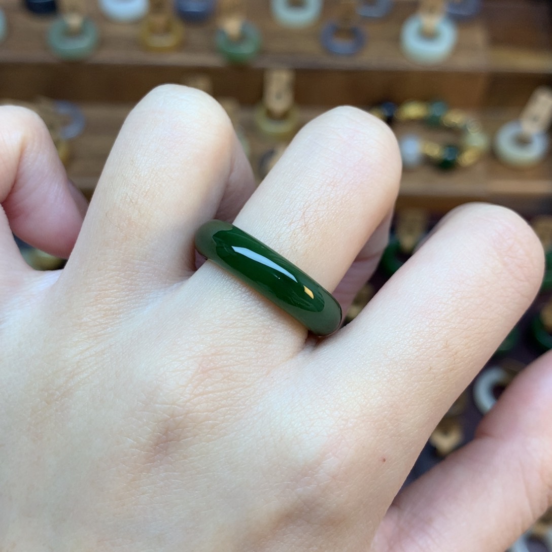 和田玉戒指未镶嵌