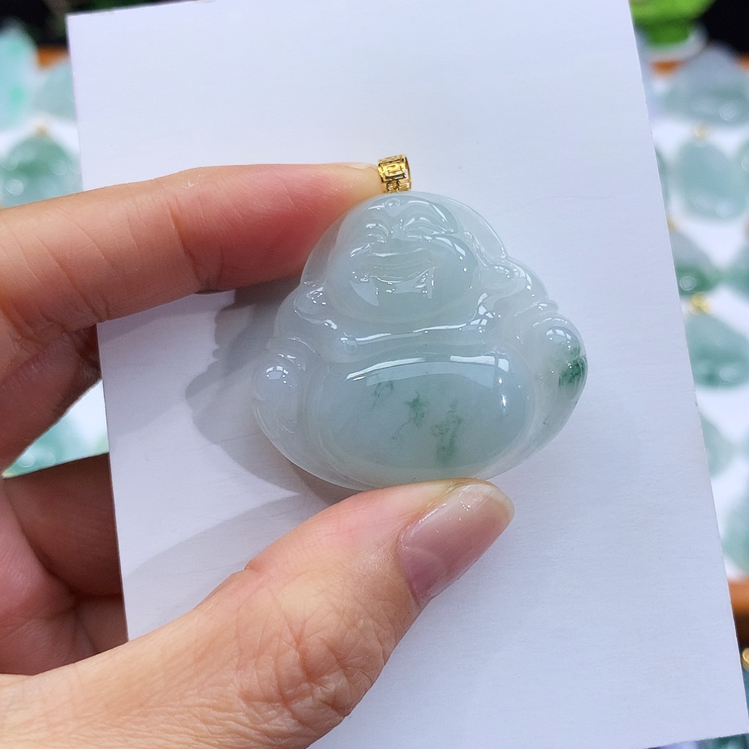 翡翠18K金镶嵌颈饰翡翠吊坠