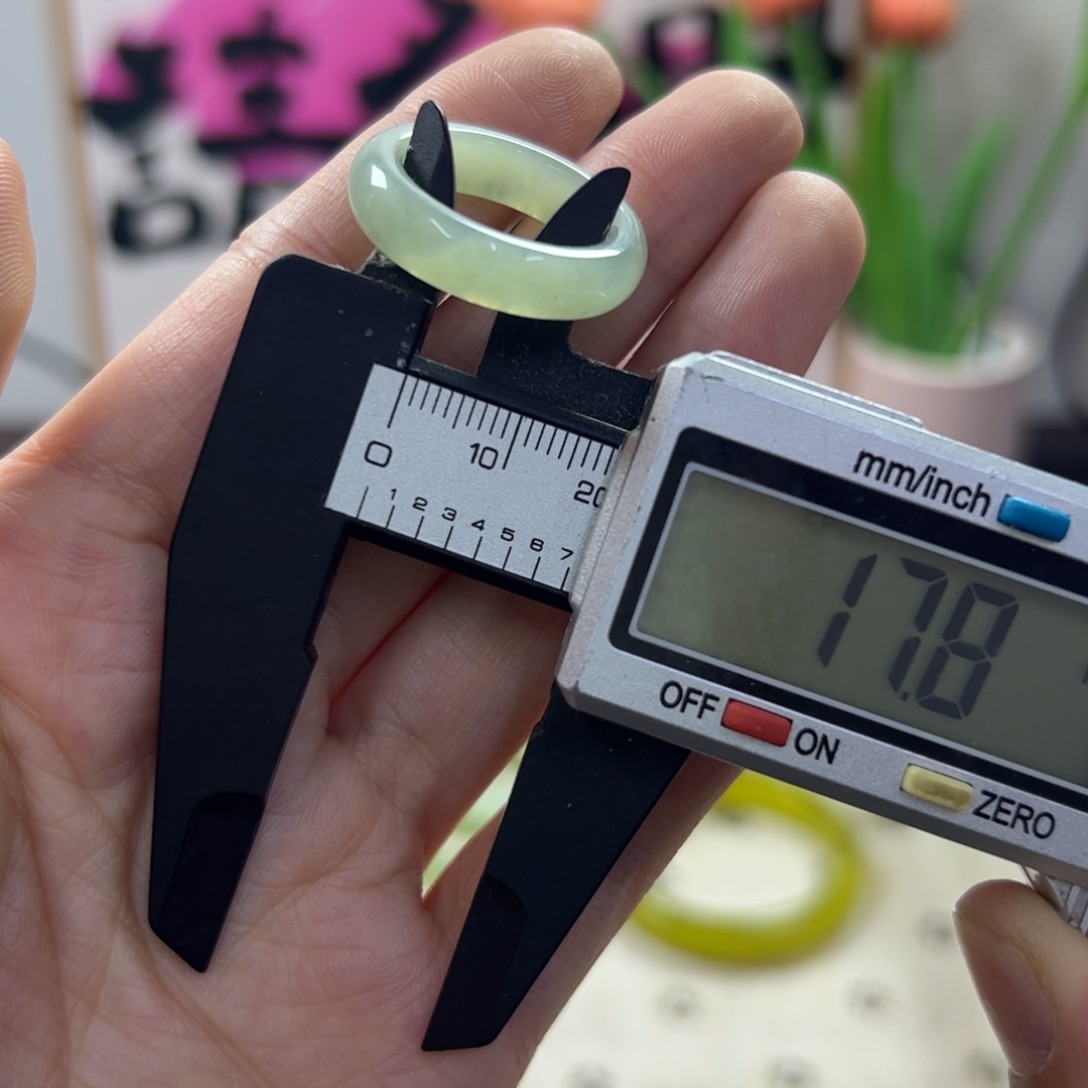 蛇纹石玉手镯未镶嵌119