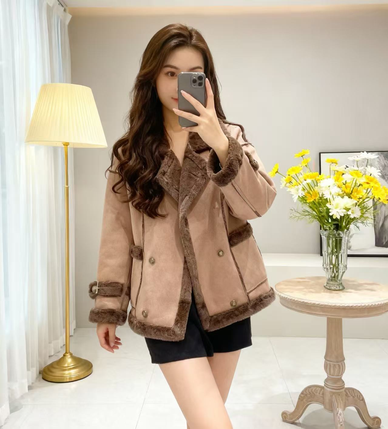 【姜姜·STUDIO】设计感皮毛一体羊羔毛外套女冬季新款超好看机车服