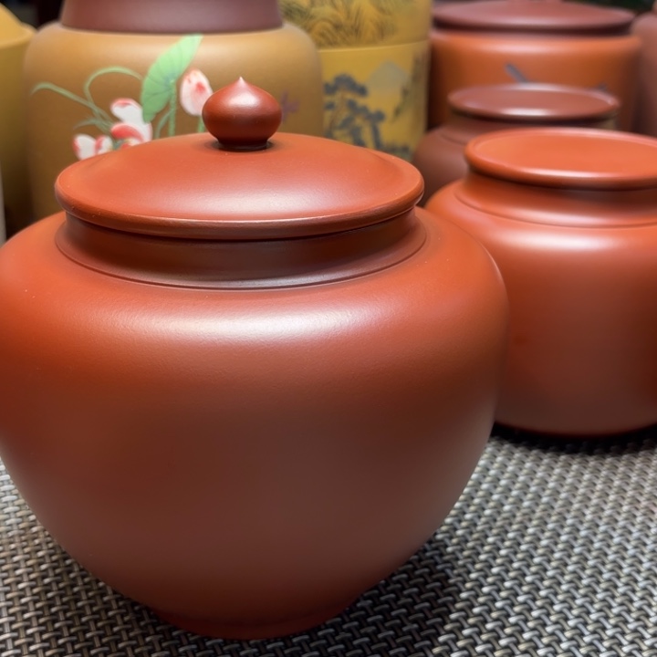 紫砂茶叶罐中高端紫砂茶叶罐