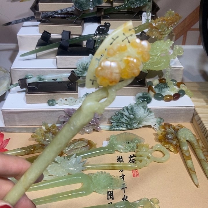 蛇纹石玉发饰未镶嵌