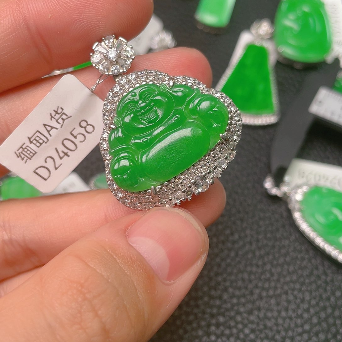 【闪购商品】翡翠吊坠(不含链)银S925镶嵌