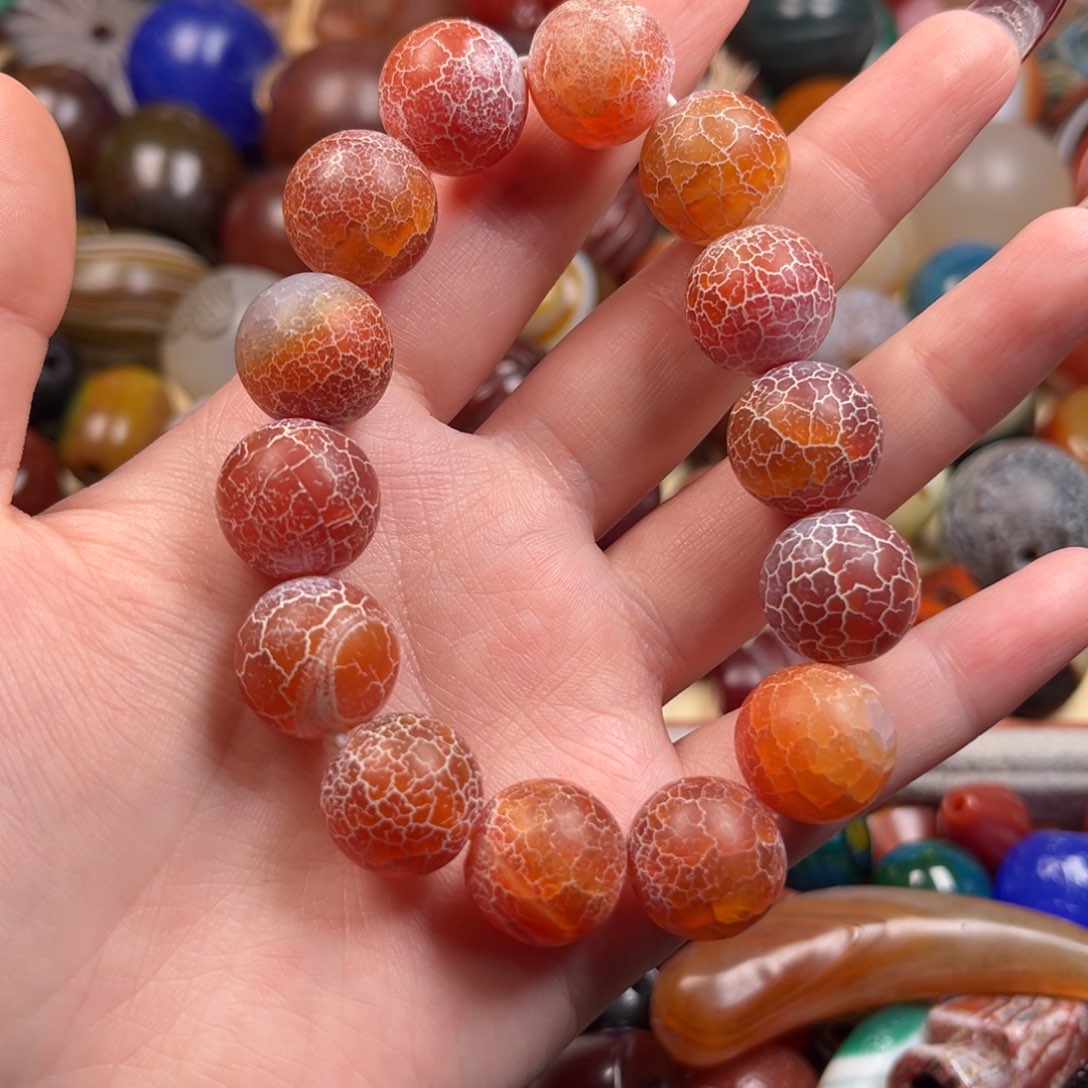 玛瑙/玉髓颈饰未镶嵌